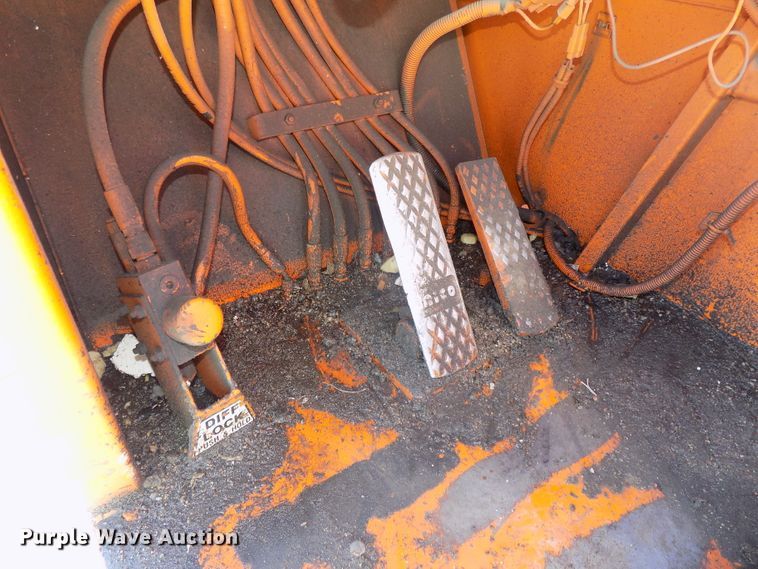 image for item DG2534 Lull 844B Highlander telehandler