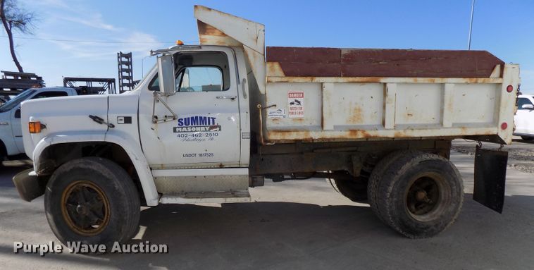 image for item DG2536 1981 Chevrolet C6500 dump truck