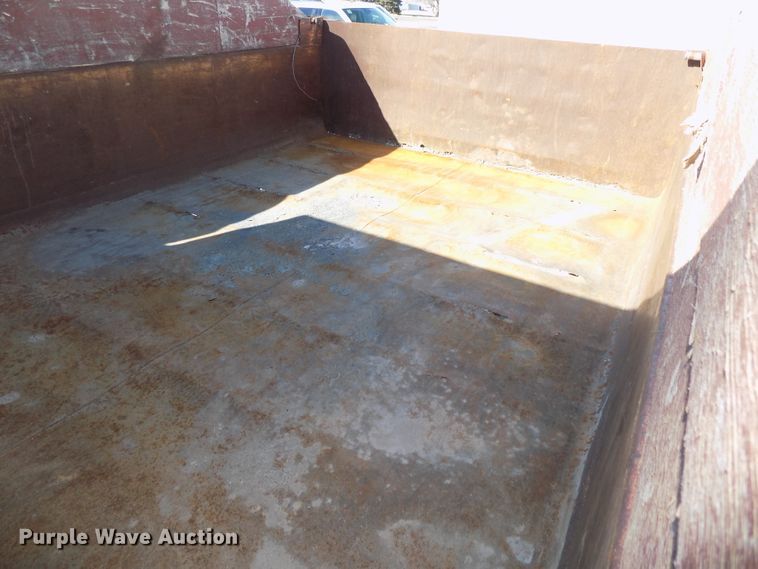 image for item DG2536 1981 Chevrolet C6500 dump truck