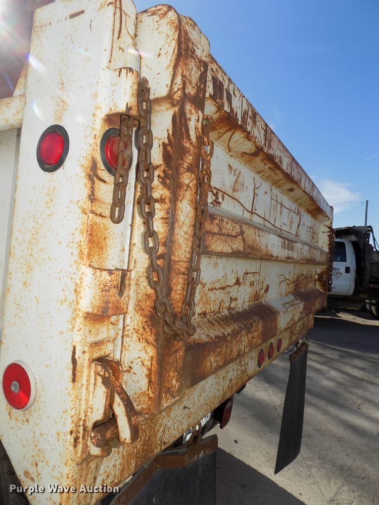 image for item DG2536 1981 Chevrolet C6500 dump truck