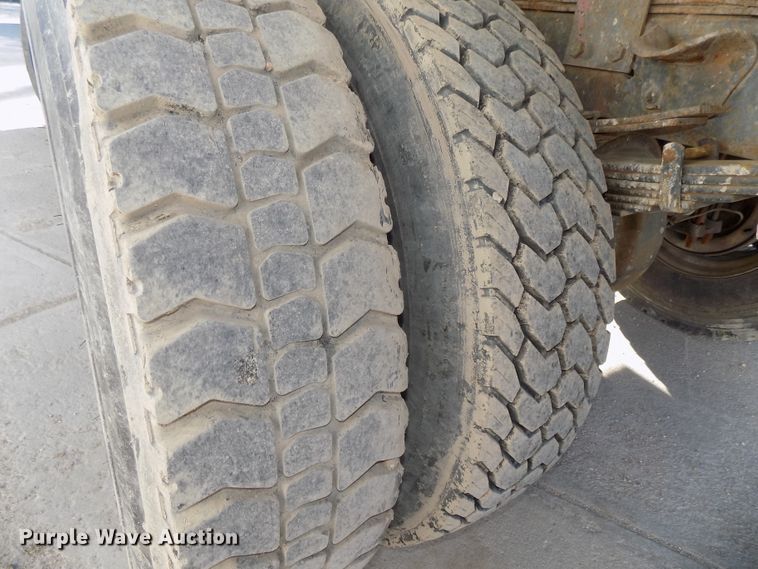 image for item DG2536 1981 Chevrolet C6500 dump truck