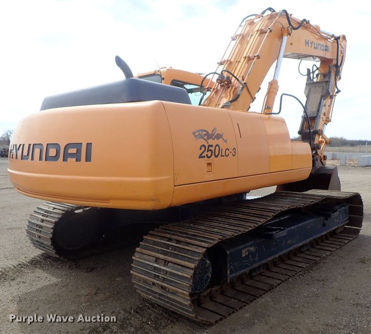 image for item DG3011 1999 Hyundai Robex 250LC-3 excavator