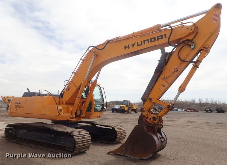 image for item DG3011 1999 Hyundai Robex 250LC-3 excavator