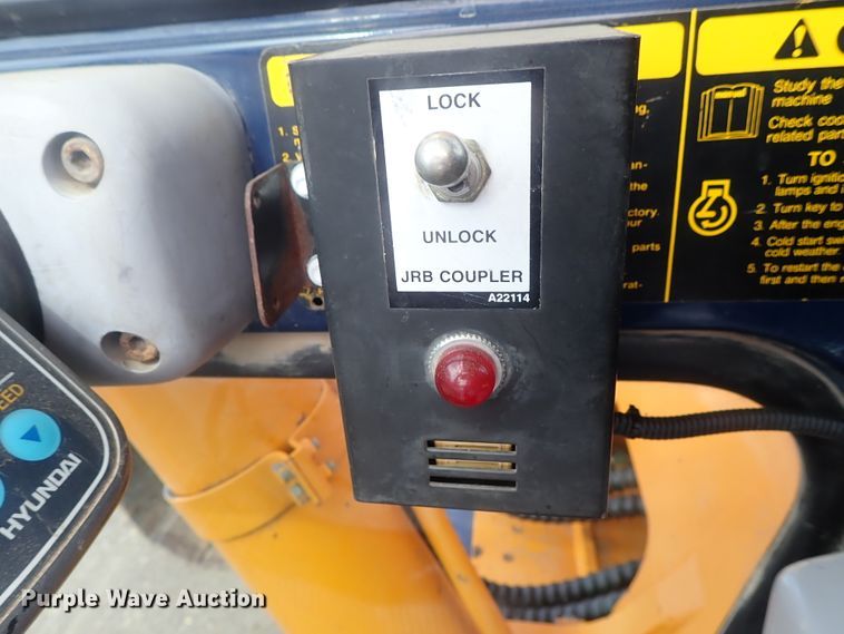 image for item DG3011 1999 Hyundai Robex 250LC-3 excavator