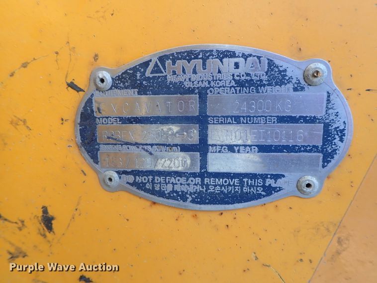 image for item DG3011 1999 Hyundai Robex 250LC-3 excavator