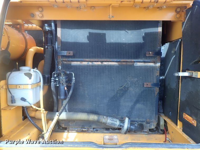 image for item DG3011 1999 Hyundai Robex 250LC-3 excavator