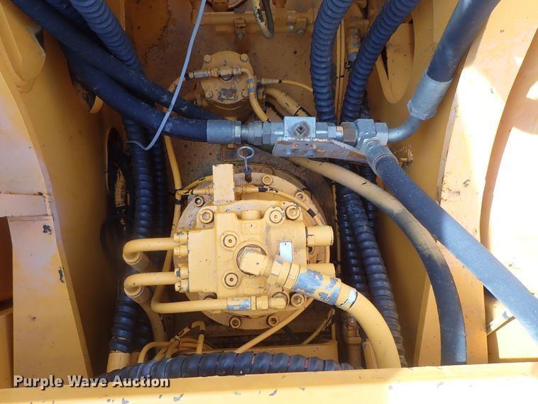 image for item DG3011 1999 Hyundai Robex 250LC-3 excavator