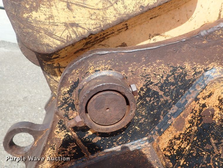 image for item DG3011 1999 Hyundai Robex 250LC-3 excavator