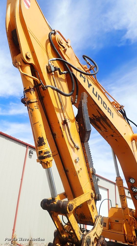 image for item DG3011 1999 Hyundai Robex 250LC-3 excavator