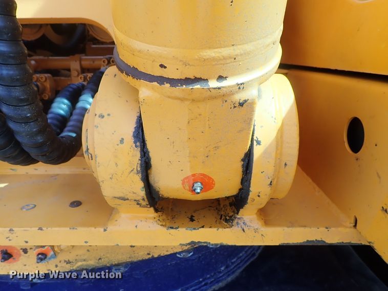 image for item DG3011 1999 Hyundai Robex 250LC-3 excavator