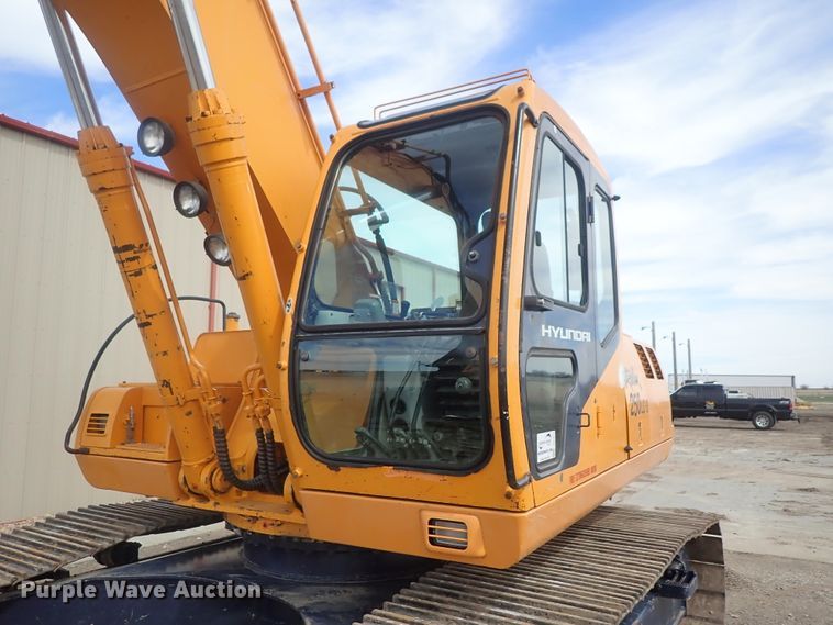 image for item DG3011 1999 Hyundai Robex 250LC-3 excavator