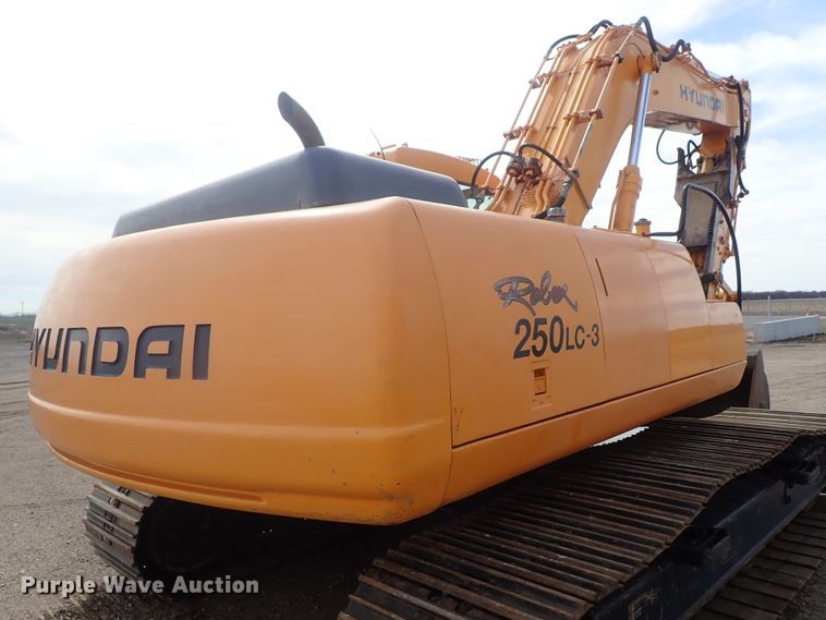 image for item DG3011 1999 Hyundai Robex 250LC-3 excavator