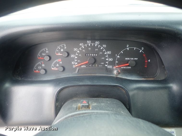 image for item DG3023 2001 Ford F750 forestry bucket truck