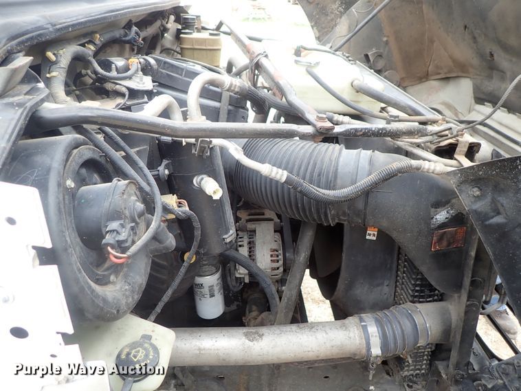 image for item DG3023 2001 Ford F750 forestry bucket truck