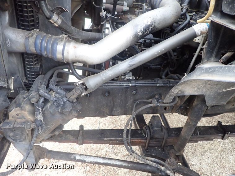 image for item DG3023 2001 Ford F750 forestry bucket truck