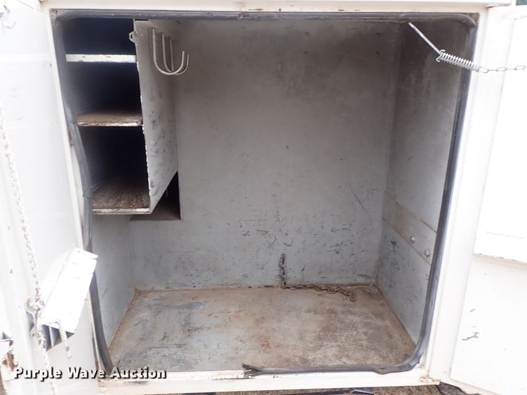 image for item DG3023 2001 Ford F750 forestry bucket truck