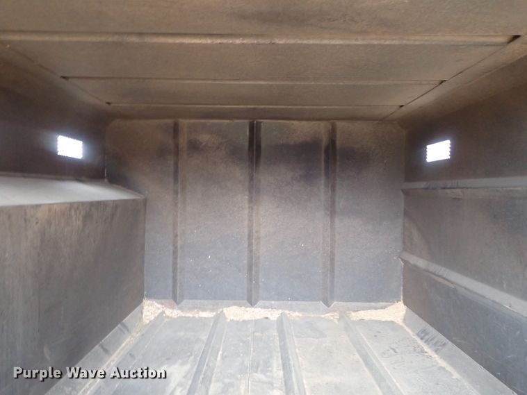 image for item DG3023 2001 Ford F750 forestry bucket truck