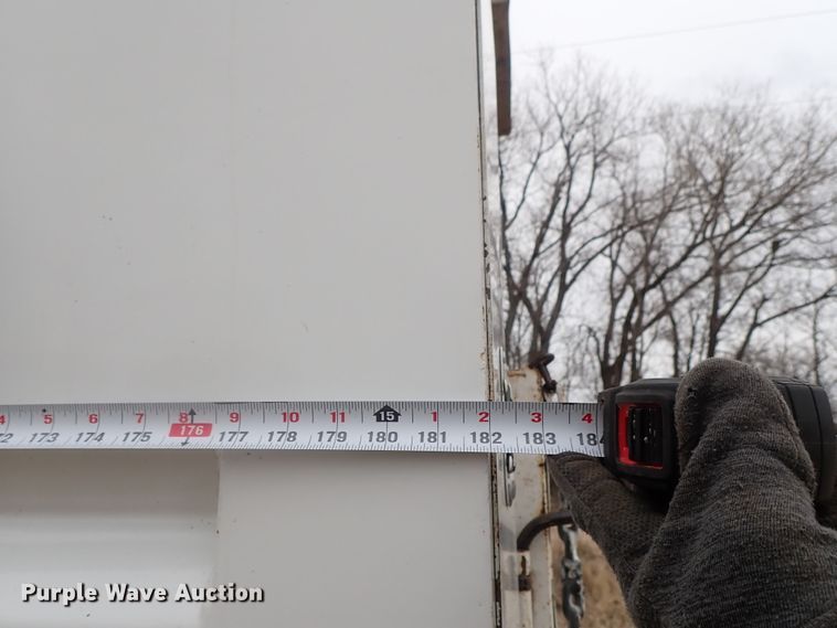 image for item DG3023 2001 Ford F750 forestry bucket truck