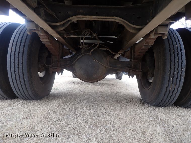 image for item DG3023 2001 Ford F750 forestry bucket truck