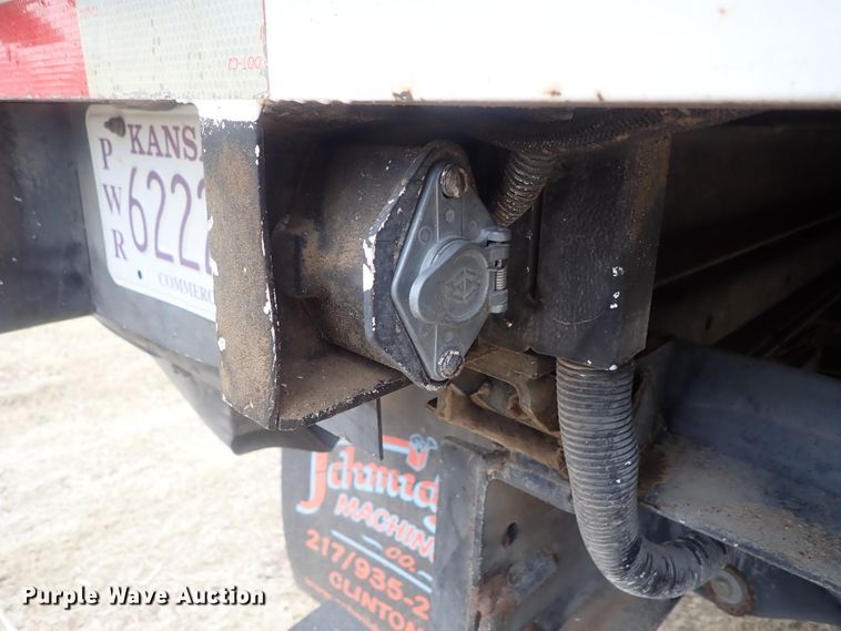 image for item DG3023 2001 Ford F750 forestry bucket truck