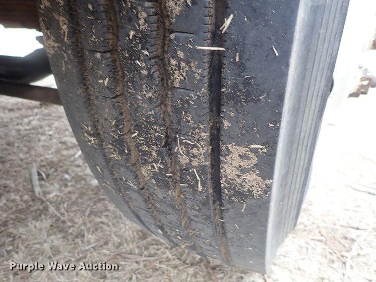 image for item DG3023 2001 Ford F750 forestry bucket truck