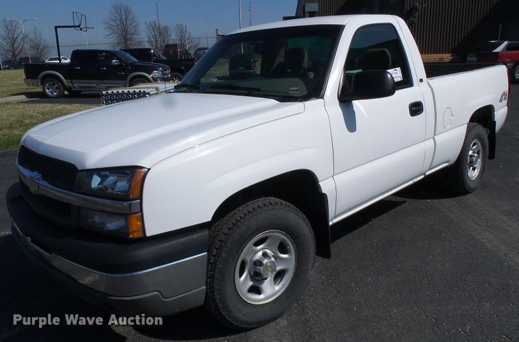 image for item DG5585 2003 Chevrolet Silverado 1500  pickup truck
