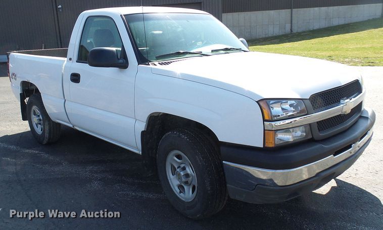 image for item DG5585 2003 Chevrolet Silverado 1500  pickup truck