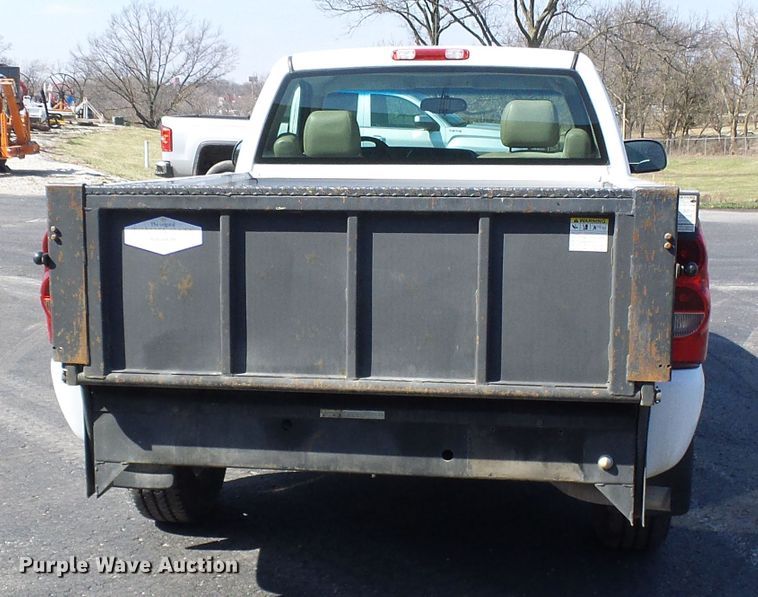 image for item DG5585 2003 Chevrolet Silverado 1500  pickup truck