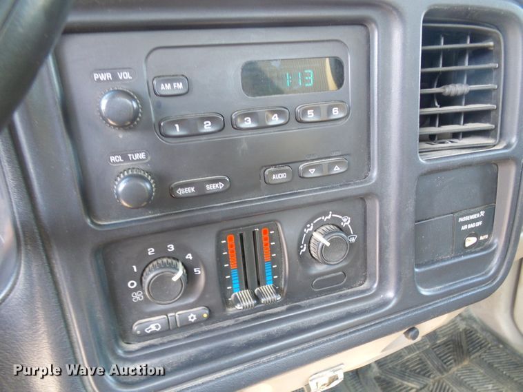 image for item DG5585 2003 Chevrolet Silverado 1500  pickup truck