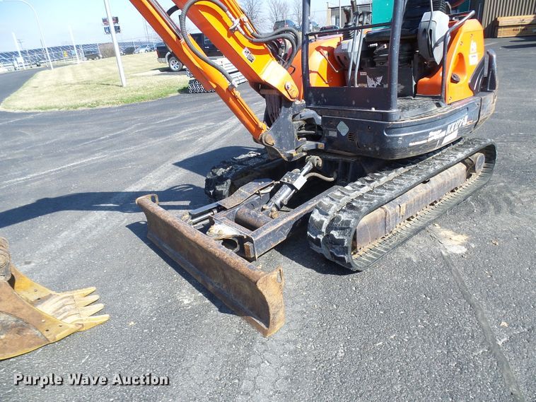 image for item DG5586 Kubota KX121-3SS mini excavator