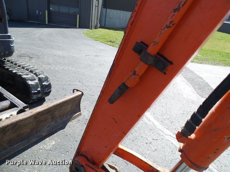 image for item DG5586 Kubota KX121-3SS mini excavator