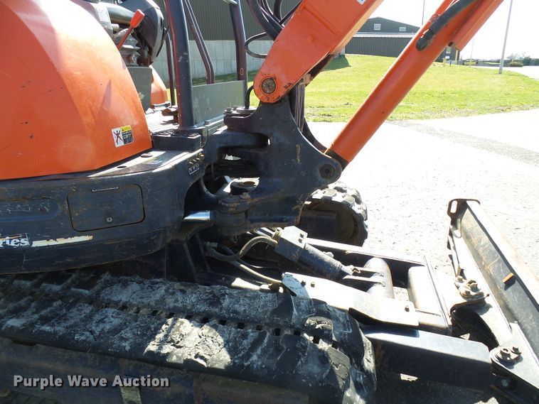 image for item DG5586 Kubota KX121-3SS mini excavator