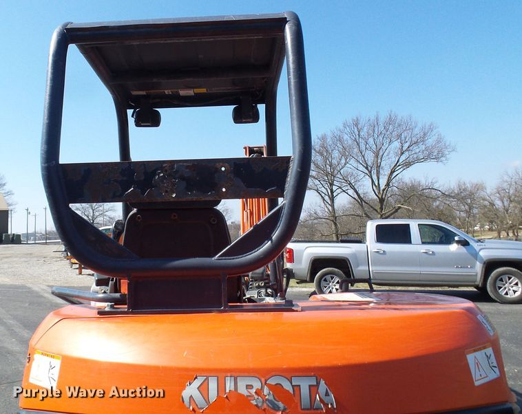 image for item DG5586 Kubota KX121-3SS mini excavator