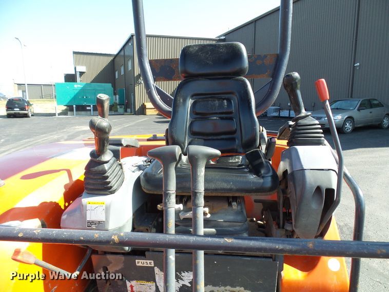 image for item DG5586 Kubota KX121-3SS mini excavator