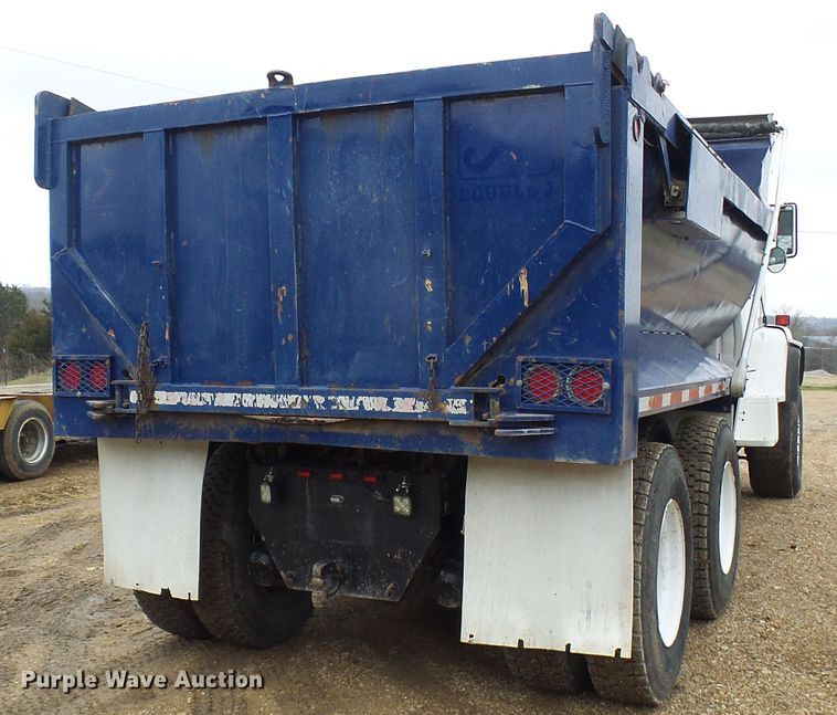 image for item DG5592 1997 Ford L9000 dump truck