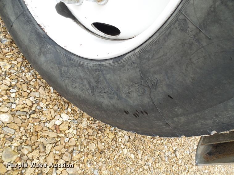 image for item DG5592 1997 Ford L9000 dump truck