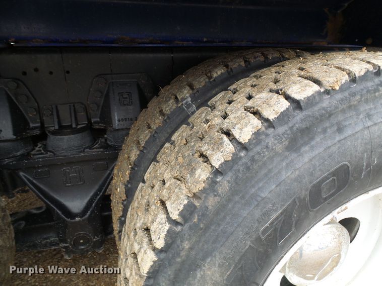 image for item DG5592 1997 Ford L9000 dump truck