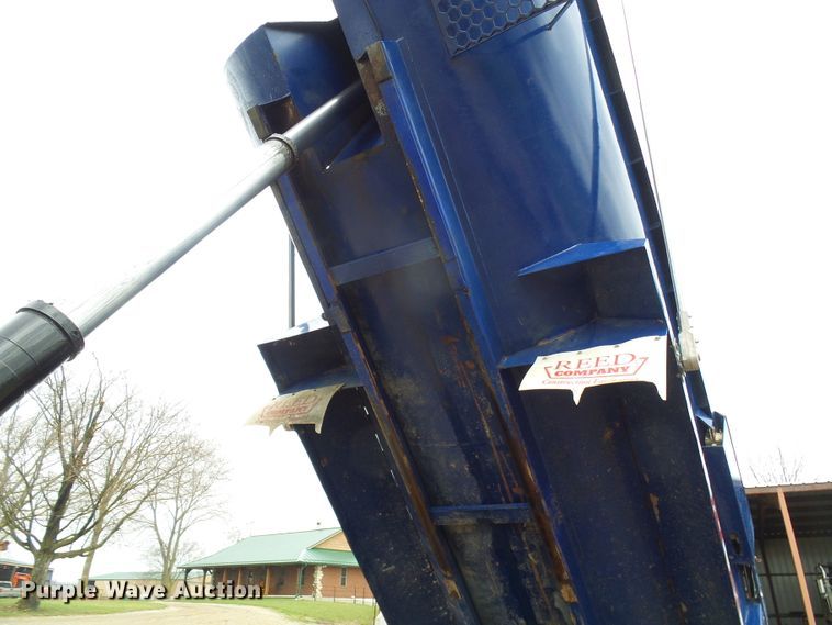 image for item DG5592 1997 Ford L9000 dump truck