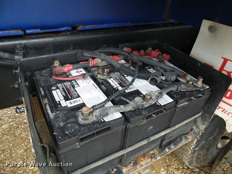 image for item DG5592 1997 Ford L9000 dump truck