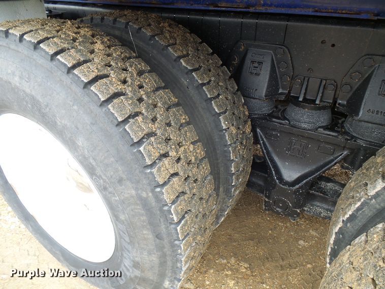image for item DG5592 1997 Ford L9000 dump truck
