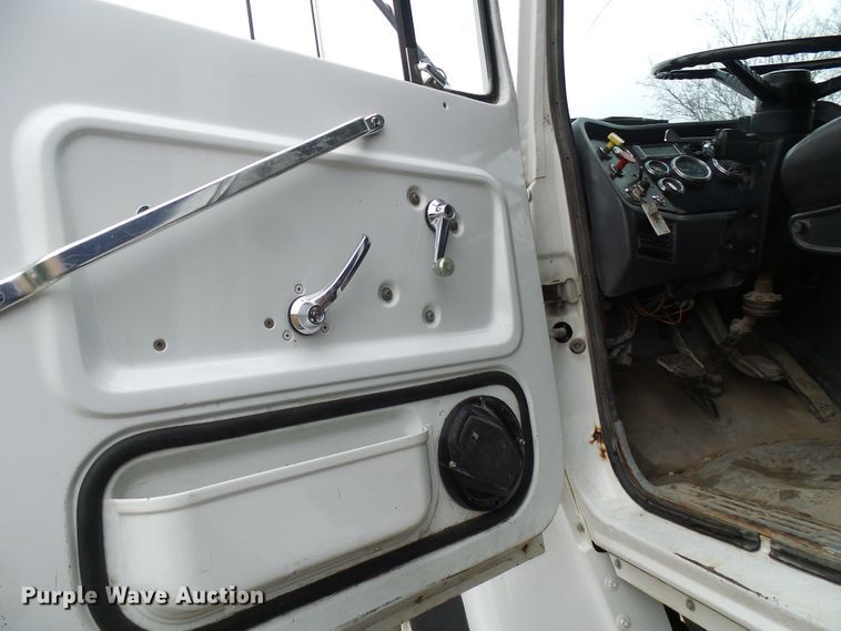 image for item DG5592 1997 Ford L9000 dump truck