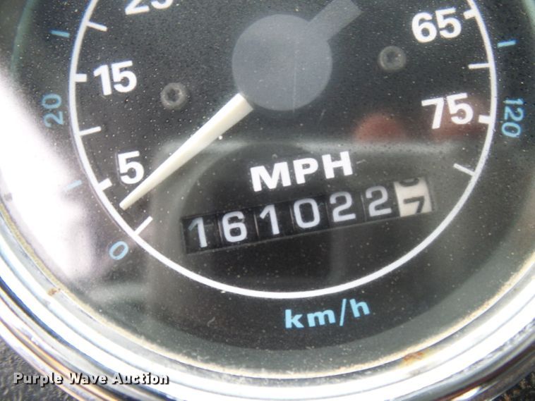 image for item DG5592 1997 Ford L9000 dump truck