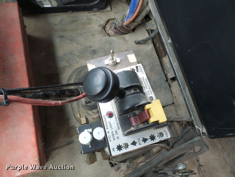 image for item DG5592 1997 Ford L9000 dump truck