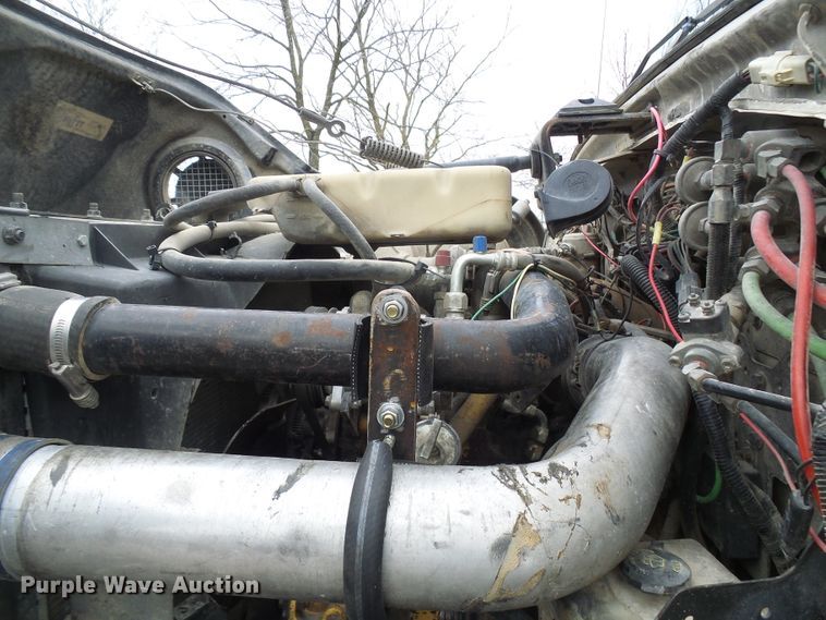 image for item DG5592 1997 Ford L9000 dump truck