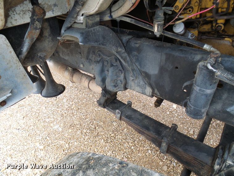 image for item DG5592 1997 Ford L9000 dump truck