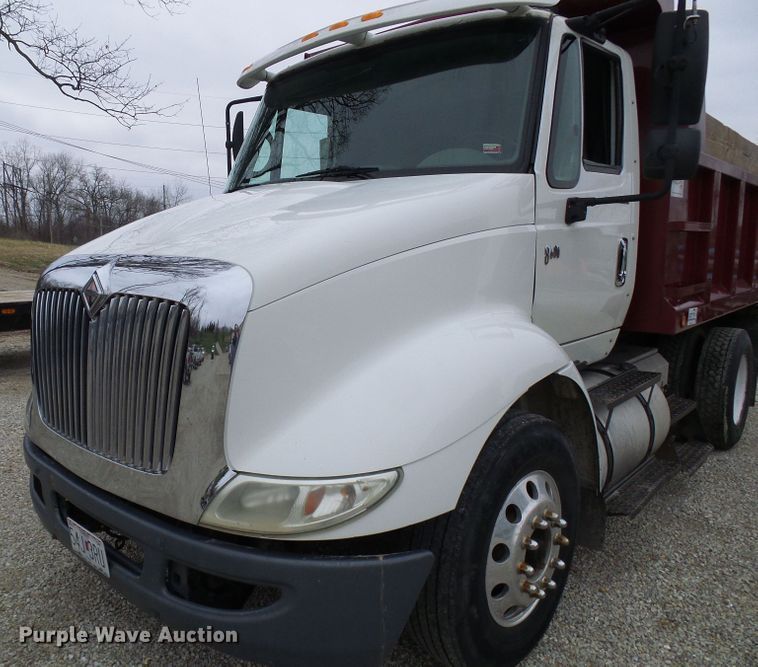 image for item DG5593 2007 International 8600 dump truck