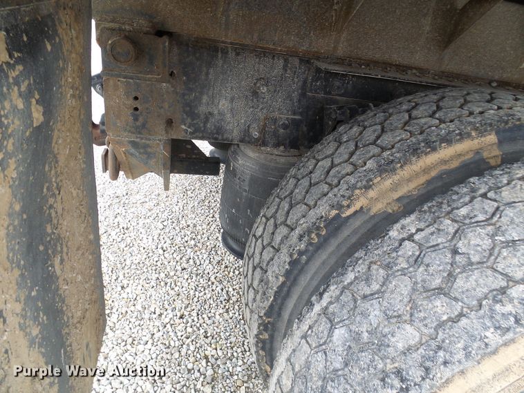 image for item DG5593 2007 International 8600 dump truck