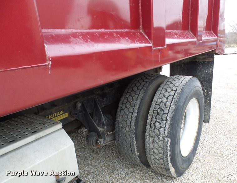 image for item DG5593 2007 International 8600 dump truck