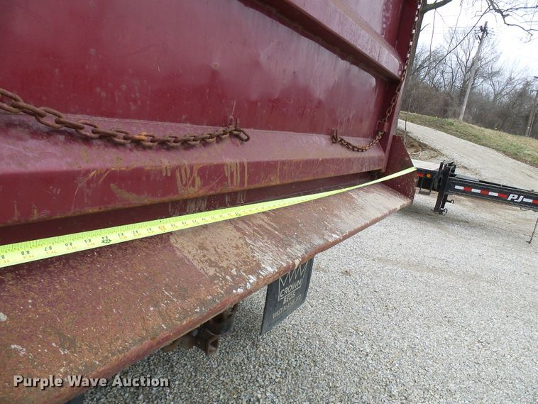 image for item DG5593 2007 International 8600 dump truck