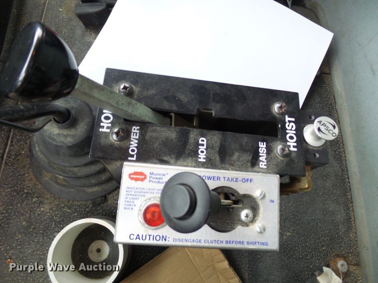 image for item DG5593 2007 International 8600 dump truck